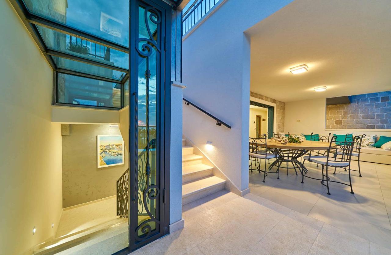 Luxury Residence Mladenka Йесенице Екстериор снимка